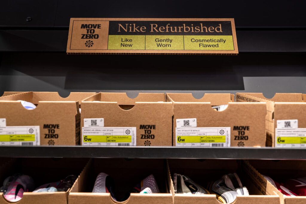 На Nike стартовали продажи б/у кроссовок